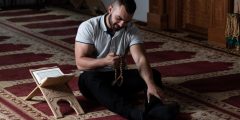 كيفية الاستغفار عن الميت