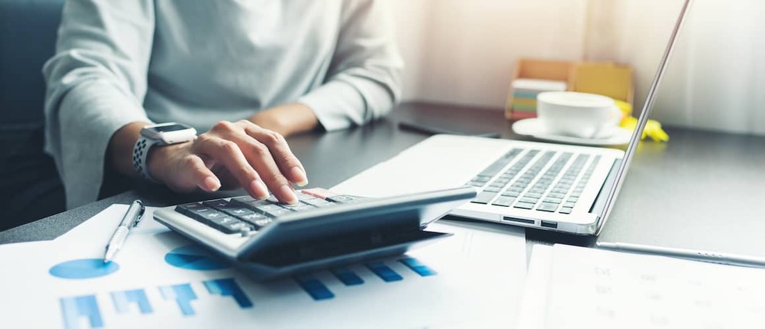 هل يمكن التراجع أو تعديل الفاتورة الإلكترونية بعد الإصدار؟